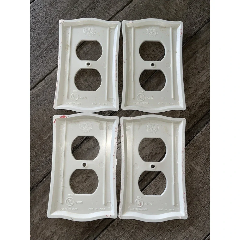 (4) Vintage General Electric‎ Wall Plates, Plastic, Floral, Hardware Included